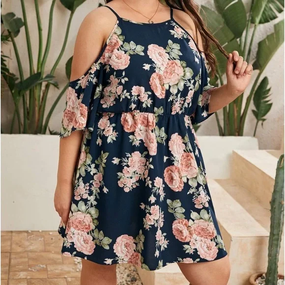 Floral Cold Shoulder Dress. Size XL - Picture 2 of 7